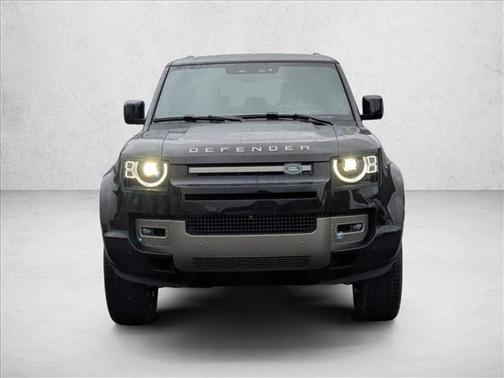 Santorini Black Metallic 2025 Land Rover Defender 90 P400 X-Dynamic SE