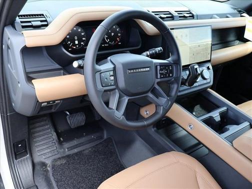 Borasco Grey Metallic 2026 Land Rover Defender P300 S