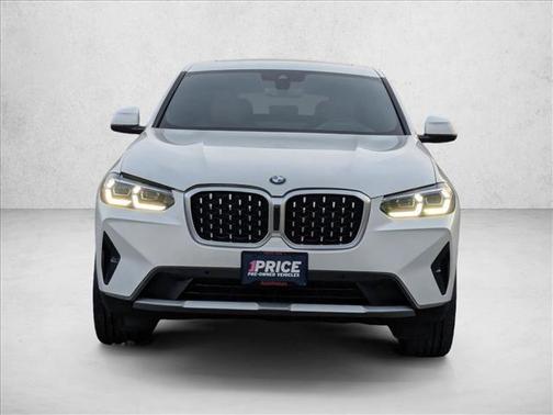 2025 BMW X4 xDrive30i