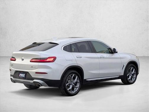 2025 BMW X4 xDrive30i