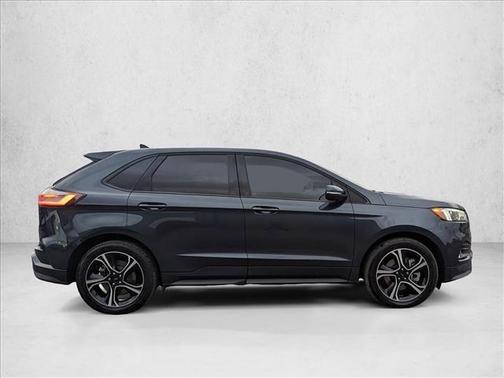 2023 Ford Edge ST