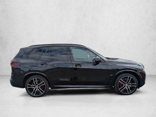 Black Sapphire Metallic 2024 BMW X5 M60i