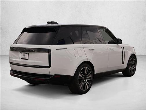 Fuji White 2025 Land Rover Range Rover P530 SE