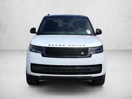Ostuni Pearl White Premium Metallic 2026 Land Rover Range Rover P400 SE 7 Seat