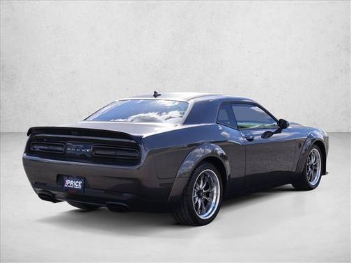 Granite Pearlcoat 2019 Dodge Challenger SRT Hellcat