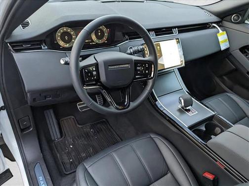 2025 Land Rover Range Rover Evoque Dynamic SE
