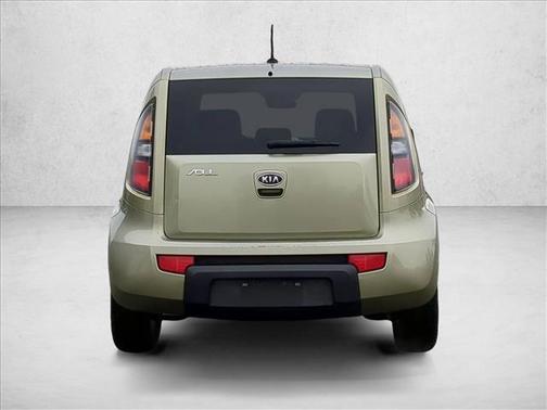 2011 Kia Soul +