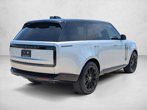2025 Land Rover Range Rover P530 SE