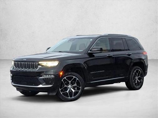 2022 Jeep Grand Cherokee Summit