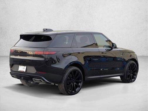Santorini Black Metallic 2026 Land Rover Range Rover Sport SE