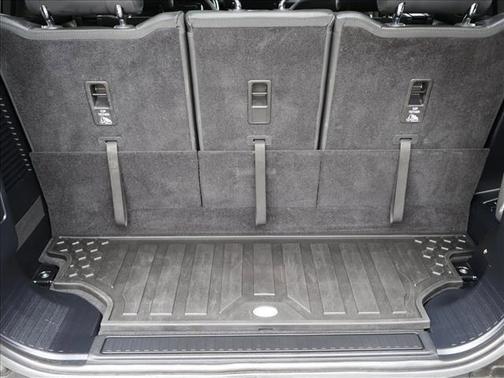 Hakuba Silver Metallic 2023 Land Rover Defender 130 X