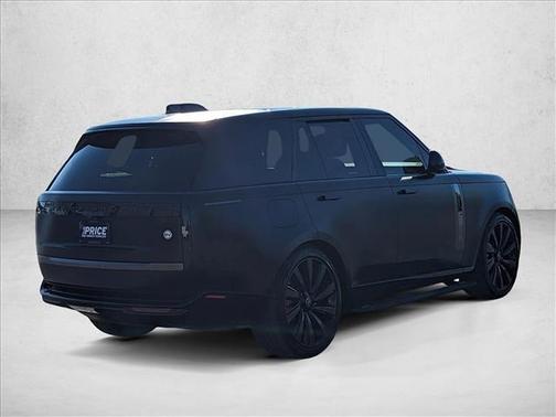 2023 Land Rover Range Rover SV