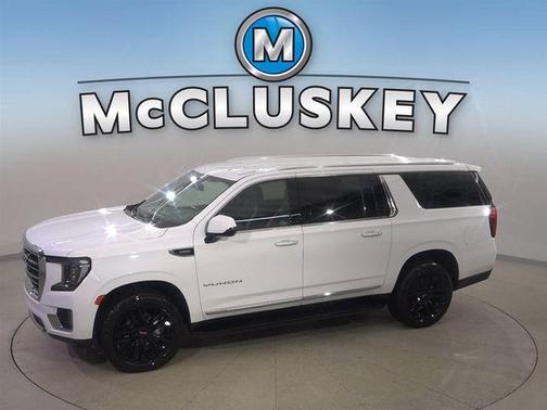 Summit White 2023 GMC Yukon XL SLT