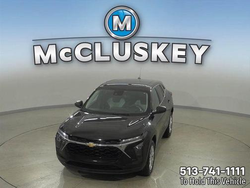 Mosaic Black Metallic 2025 Chevrolet Trax LS