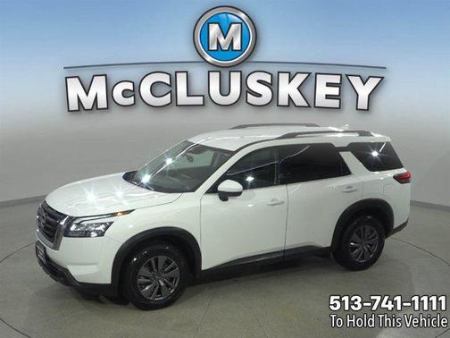 Glacier White 2024 Nissan Pathfinder SV FWD