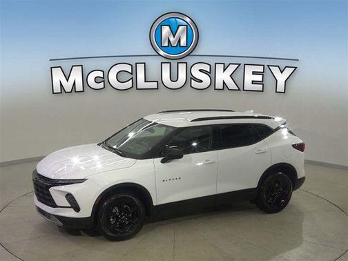 Summit White 2025 Chevrolet Blazer 2LT