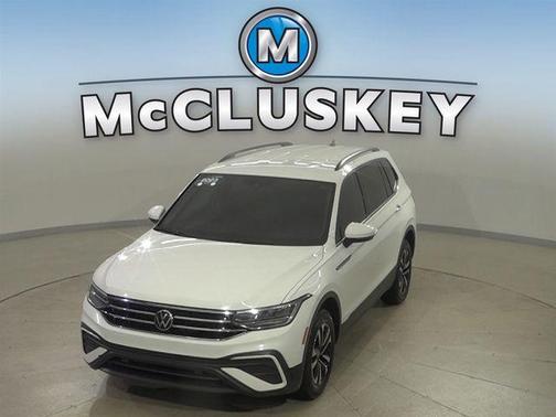 Pure White 2023 Volkswagen Tiguan 2.0T S