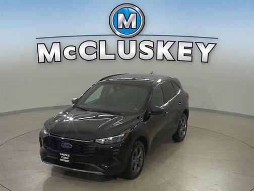 Black Metallic 2025 Ford Escape ST-Line