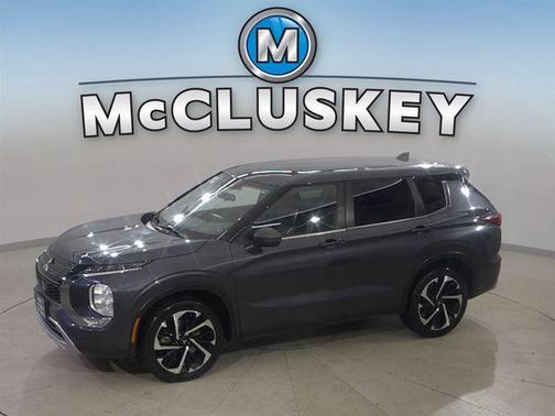 Gray 2024 Mitsubishi Outlander SE S-AWC