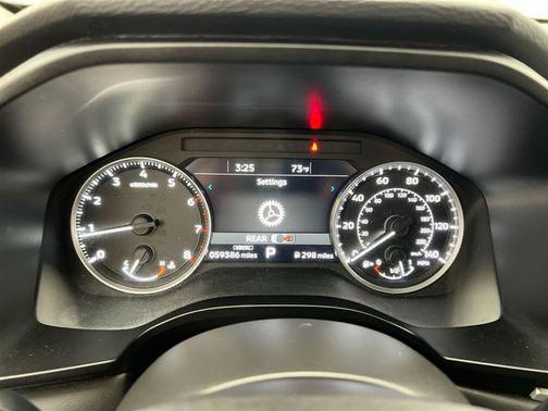 Red Diamond 2024 Mitsubishi Outlander SE