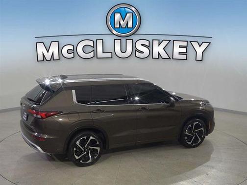 Deep Bronze Metallic 2022 Mitsubishi Outlander SEL S-AWC