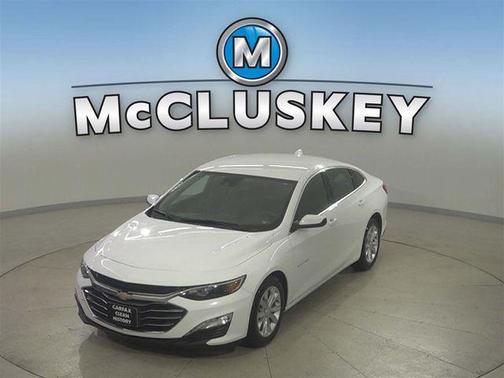 Summit White 2024 Chevrolet Malibu FWD 1LT
