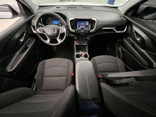 Summit White 2024 GMC Terrain SLE