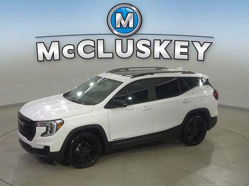 Summit White 2024 GMC Terrain SLE