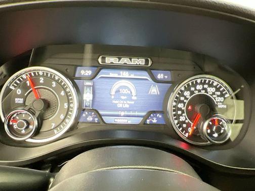 Diamond Black Crystal Pearlcoat 2025 RAM 1500 Big Horn/Lone Star