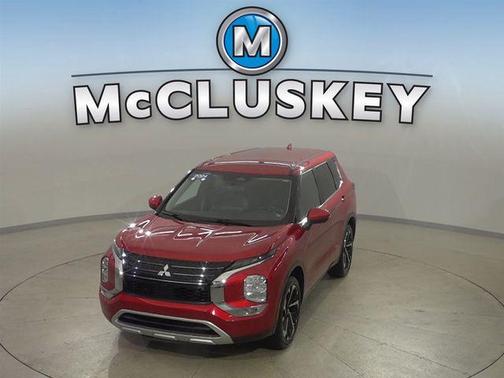 Red Diamond 2024 Mitsubishi Outlander SE
