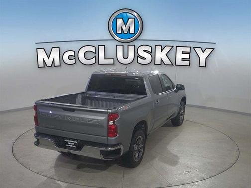 Sterling Gray Metallic 2024 Chevrolet Silverado 1500 LT