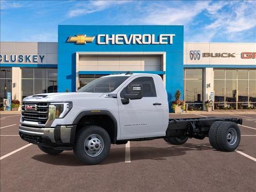 Summit White 2025 GMC Sierra 3500 Base