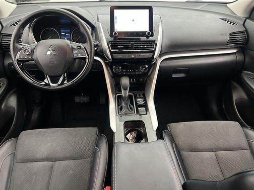 Alloy Silver Metallic 2024 Mitsubishi Eclipse Cross SE