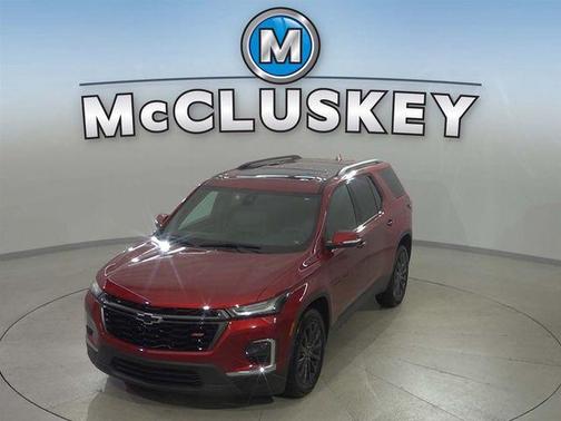 Radiant Red Tintcoat 2023 Chevrolet Traverse RS