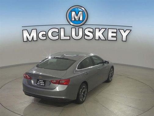 Sterling Gray Metallic 2023 Chevrolet Malibu FWD 1LT