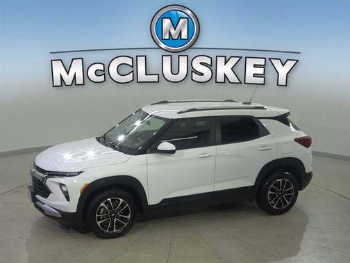 Summit White 2025 Chevrolet Trailblazer LT