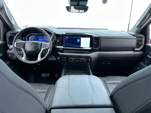 Radiant Red Tintcoat 2025 Chevrolet Silverado 2500 LTZ