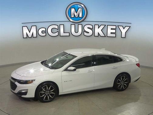 Summit White 2024 Chevrolet Malibu FWD RS