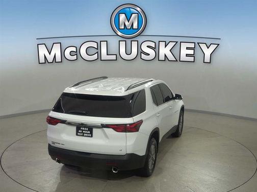 Summit White 2024 Chevrolet Traverse LT Cloth