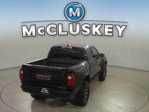 Onyx Black 2024 GMC Canyon AT4X