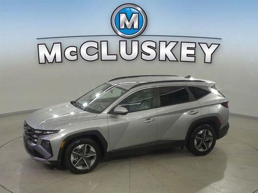 Shimmering Silver 2025 Hyundai TUCSON SEL