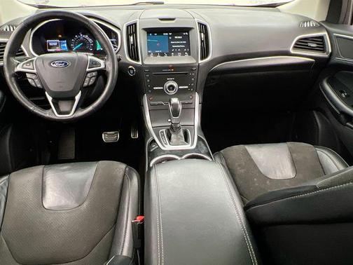 Ruby Red Metallic 2017 Ford Edge Sport