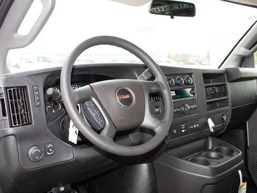 Summit White 2025 GMC Savana 3500 RWD 3500 Extended Wheelbase Work Van