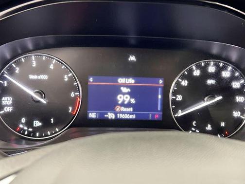 Summit White 2022 Buick Envision FWD Preferred