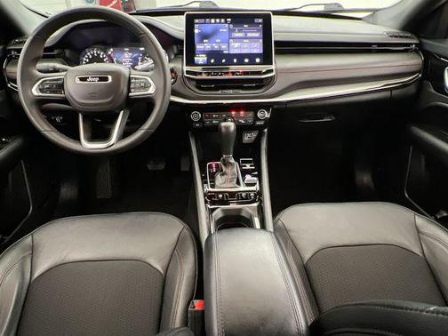 Red Hot Pearlcoat 2025 Jeep Compass Trailhawk