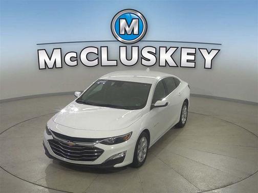 Summit White 2024 Chevrolet Malibu FWD 1LT