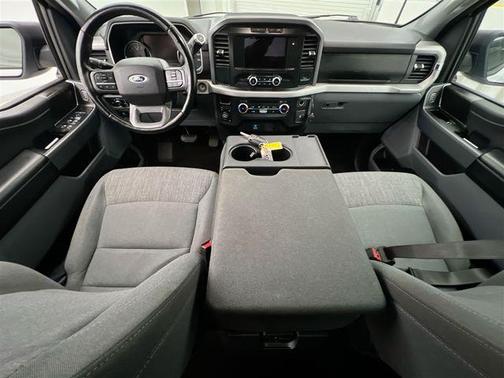 Oxford White 2022 Ford F-150 XLT