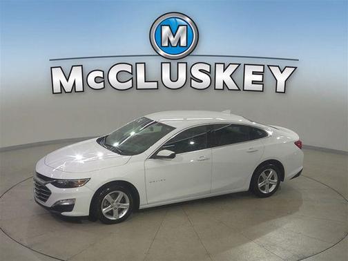 Summit White 2024 Chevrolet Malibu FWD 1LT