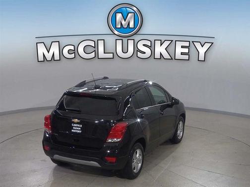 Mosaic Black Metallic 2021 Chevrolet Trax LT