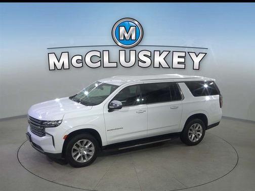 Summit White 2022 Chevrolet Suburban Premier